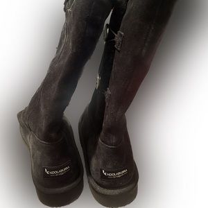NWOT Koolaburra by UGG size 10